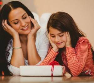 mother-and-daughter