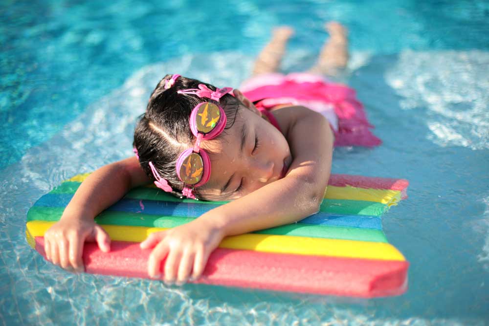 swimming-kid