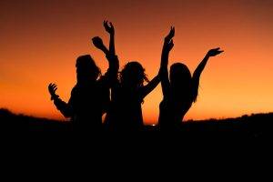 Ways to Bond With Your Children Over Summer 