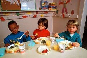 7 Mind-Blowing Healthy Lunch & Snack Ideas for Preschoolers