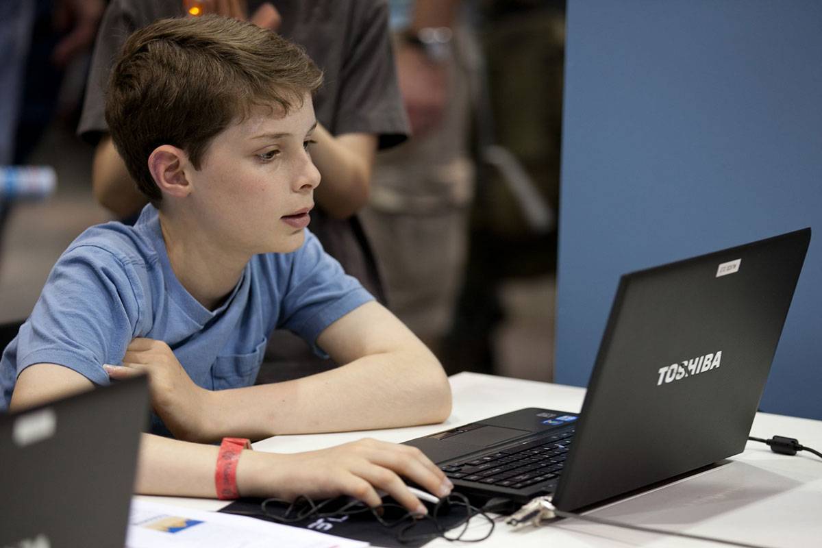 Online Learning Kid