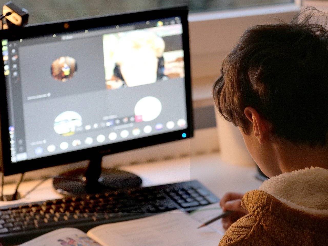 Best Tips to Prepare your Child for Online Learning Education Best Tips to Prepare your Child for Online Learning Education