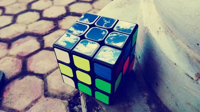 Cube to Enhance the Creativity in Children