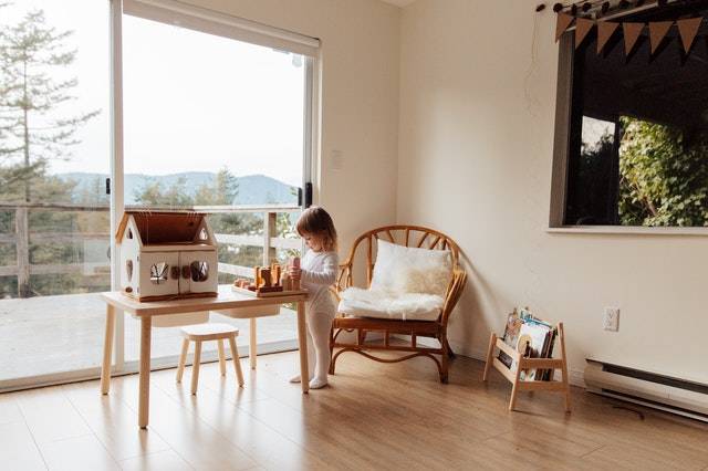Choosing Windows For Kids Room