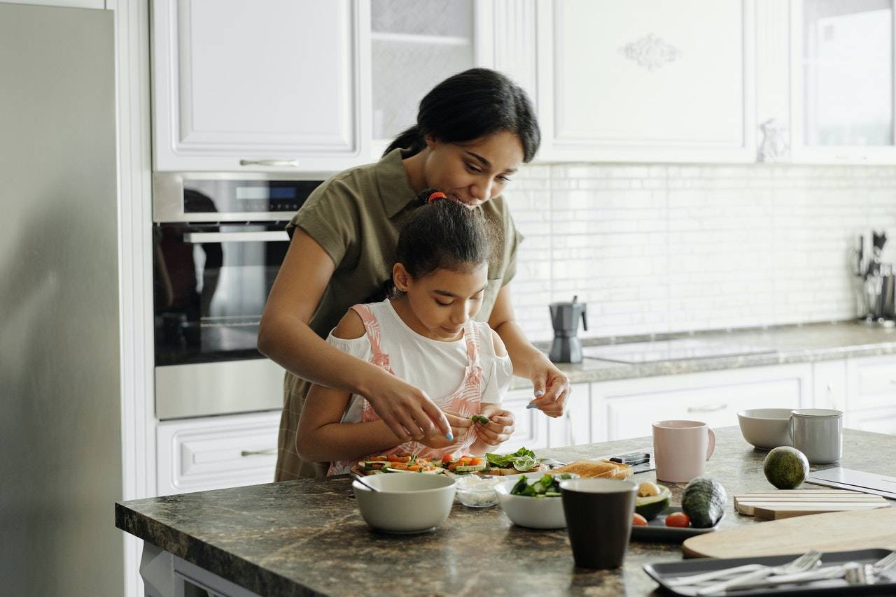 5 Strategies To Get Children To Eat Healthy Food