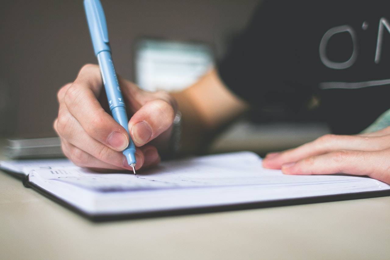 Importance of Adversative Function in Academic Writing