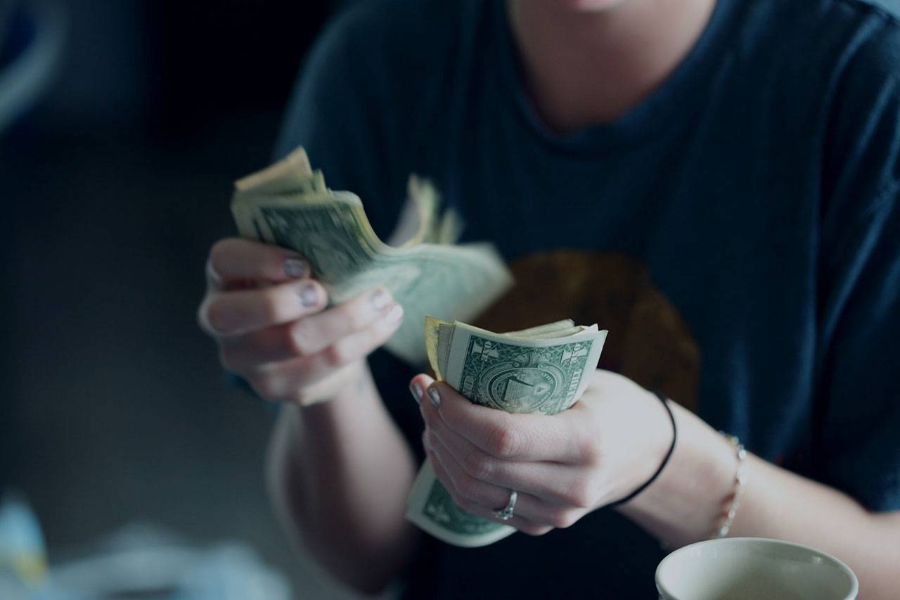 How To Help Your Kids With Savings Goals