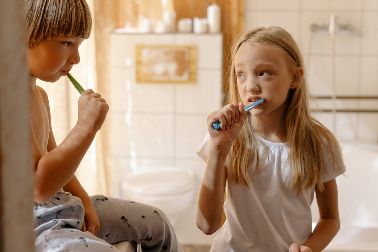 How To Teach Your Kid To Brush Their Teeth