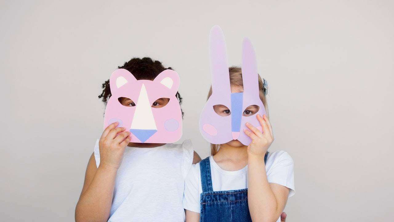 The Best Bonding Activities for Siblings To Smooth Things Over