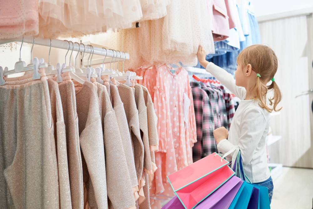 How Do I Choose The Best Labels For Kids Clothing?