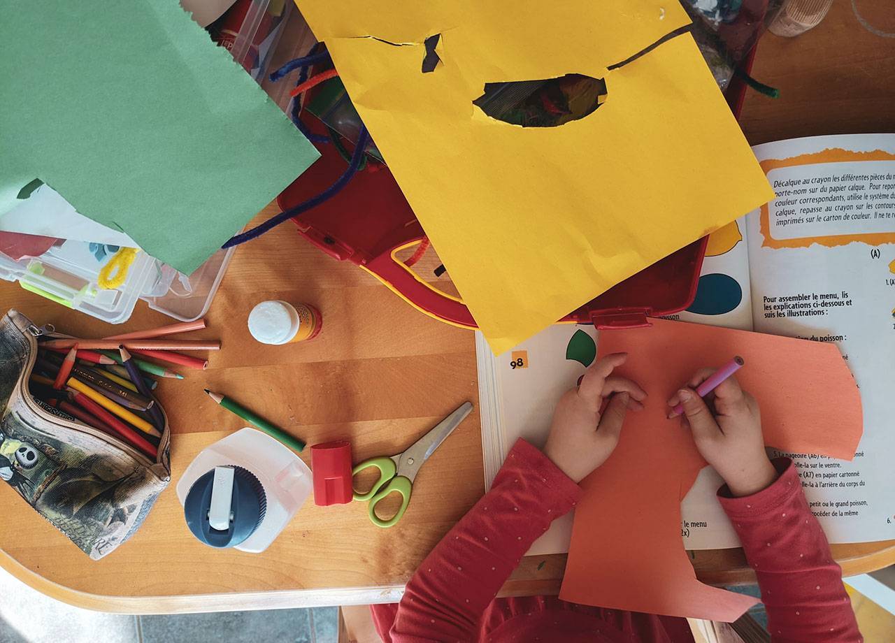 10 Easy Steps to Teach Your Kid to Write in a Playful Manner