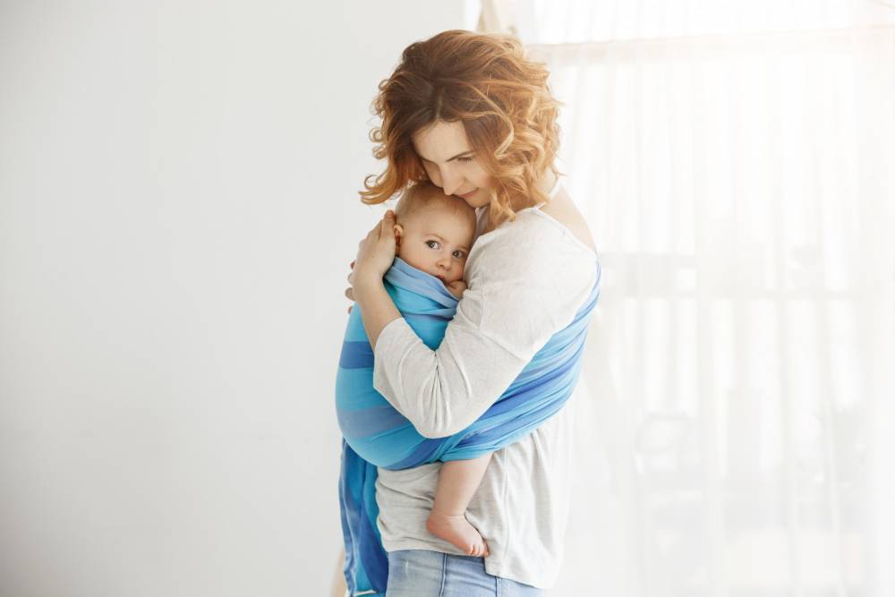 8 Safest Herbs for Breastfeeding Moms