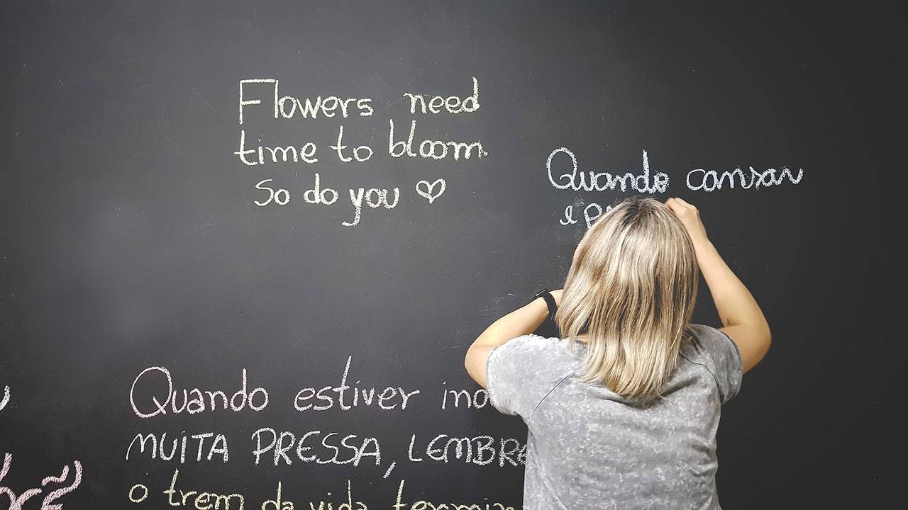 What Language Should Your Kids Learn? 7 Great Options - Plus Learning Tips