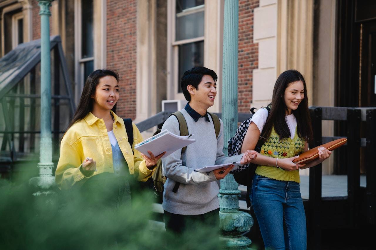 Why Parents are Choosing Outstanding Schools and Why You Must Too