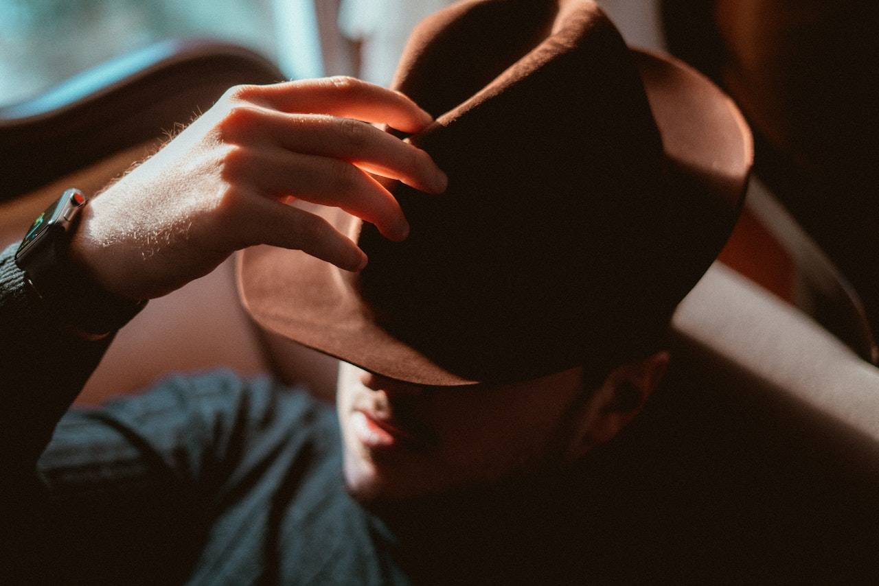 Why Do People Face Problems Choosing the Best Cowboy Hats? What Are the Common Yet Popular Cowboy Hats?