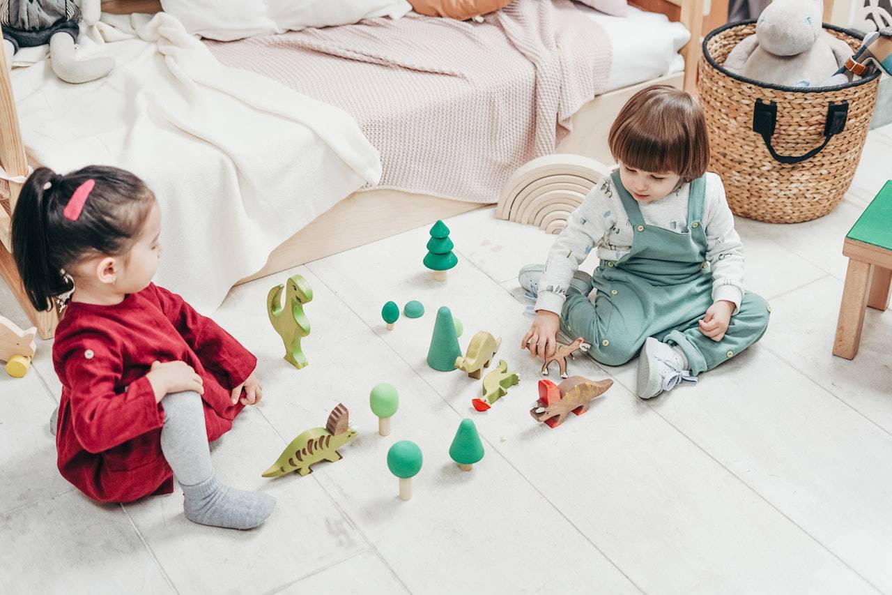 Simple Guide: Choosing Toys That Spark Kids' Creativity