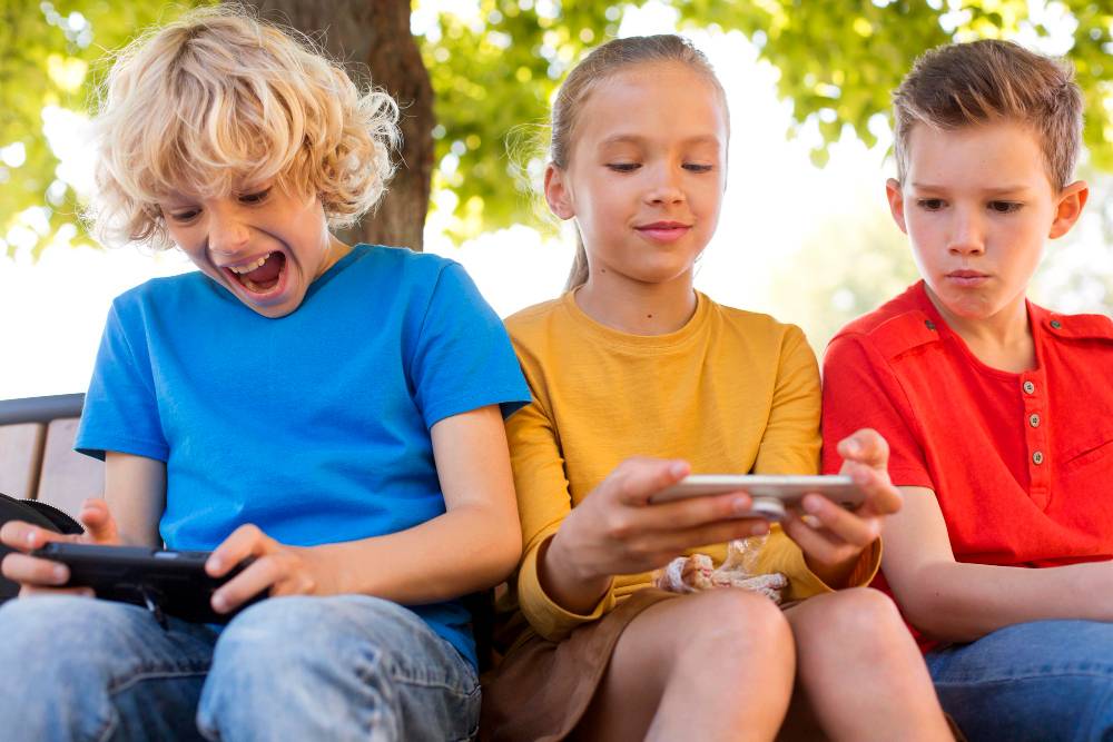 How to Use Instagram to Encourage Your Child's Creativity
