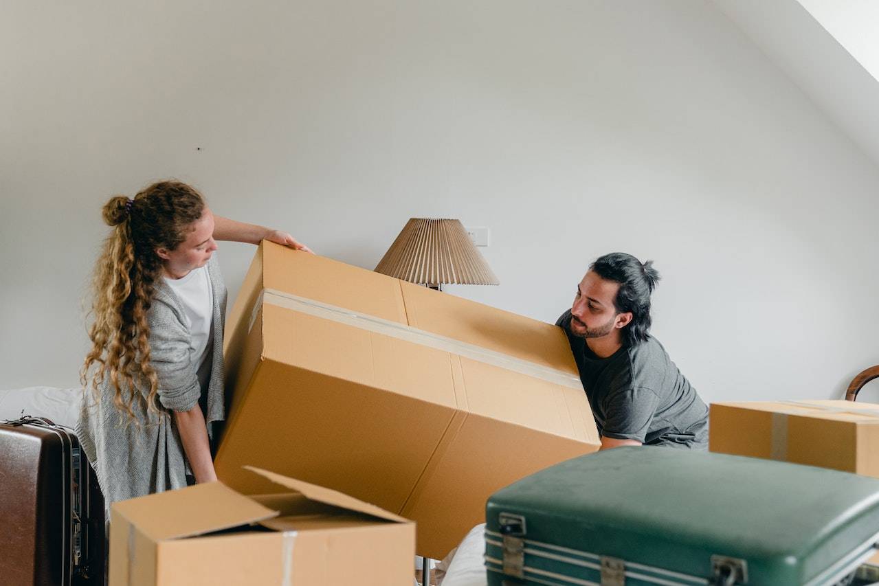 How to Help Your Child Move Across the Country for College