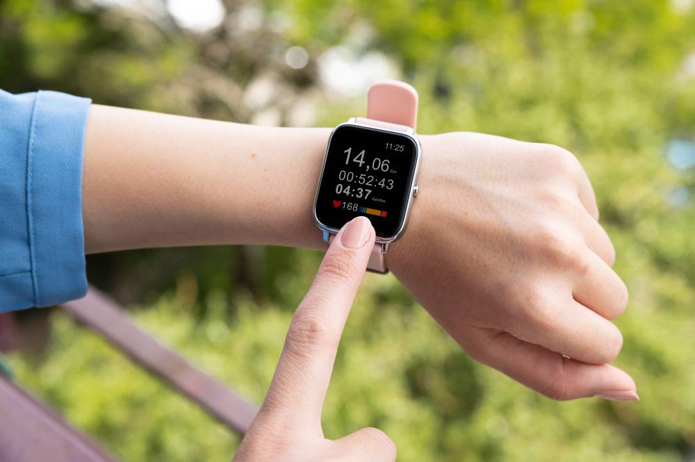 Choosing the Right Kids' Smartwatch: A Comprehensive Guide