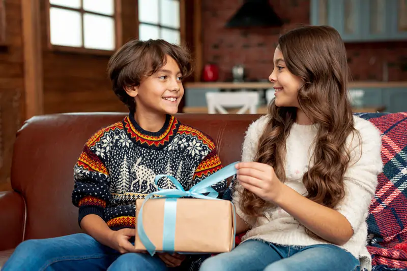 10 Best Gift Ideas To Impress Kids On This Raksha Bandhan