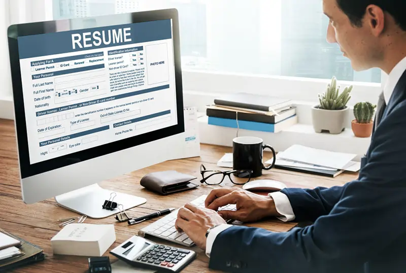 Craft an Impressive Resume that Lands You Your Dream Job