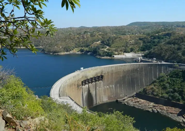 large -reservoir